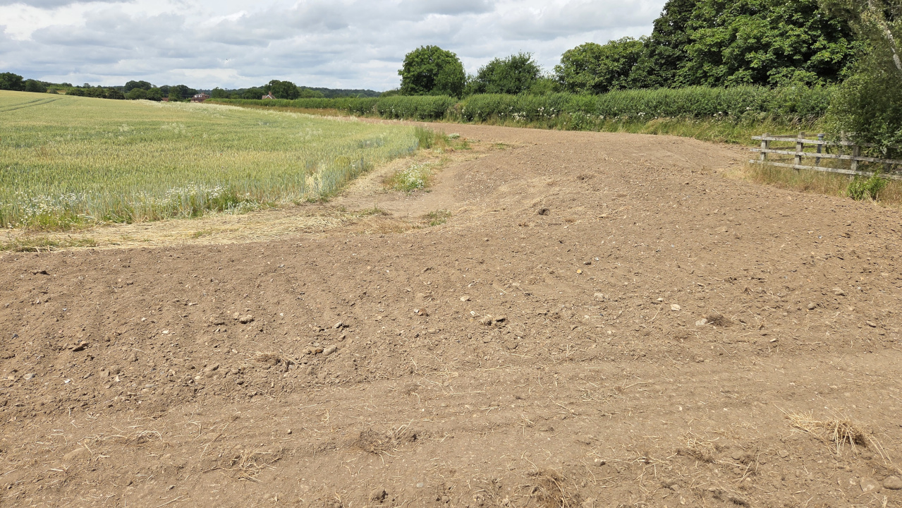Embankment in Waven field